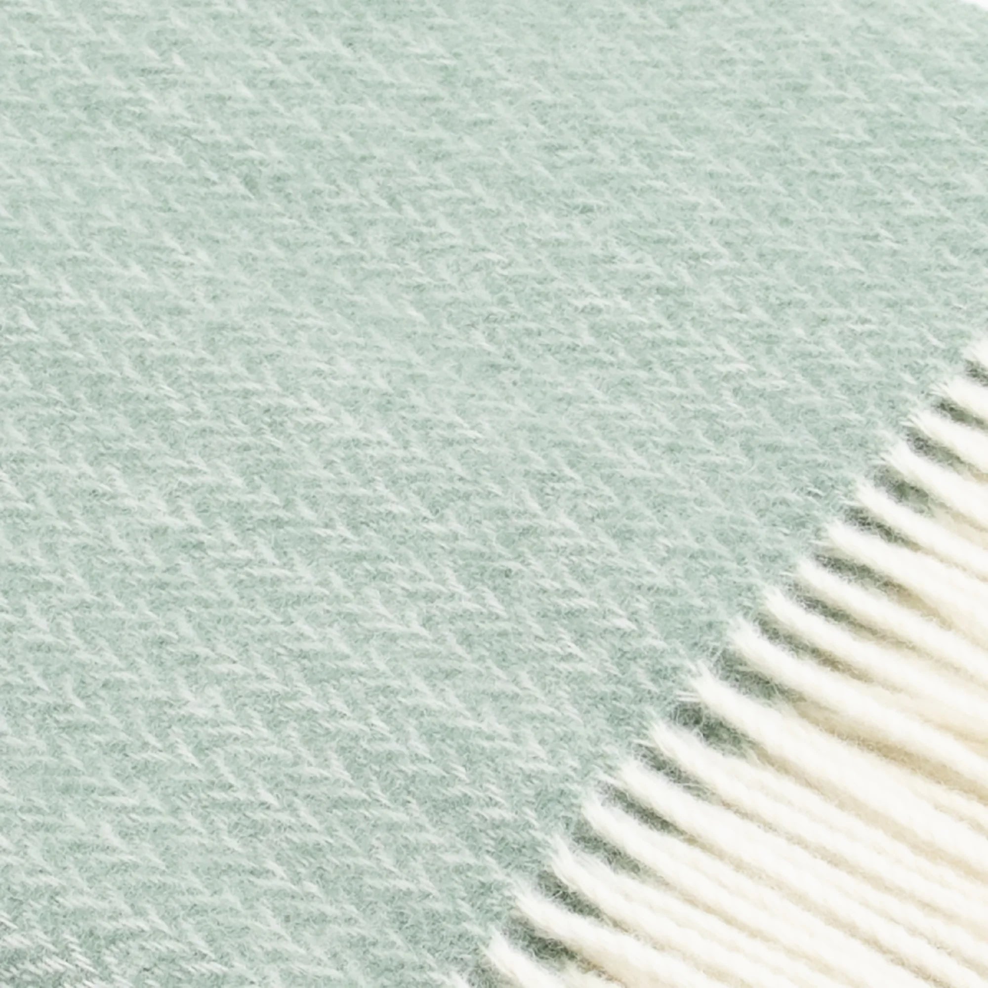 Green Cable Pattern Wool Blanket