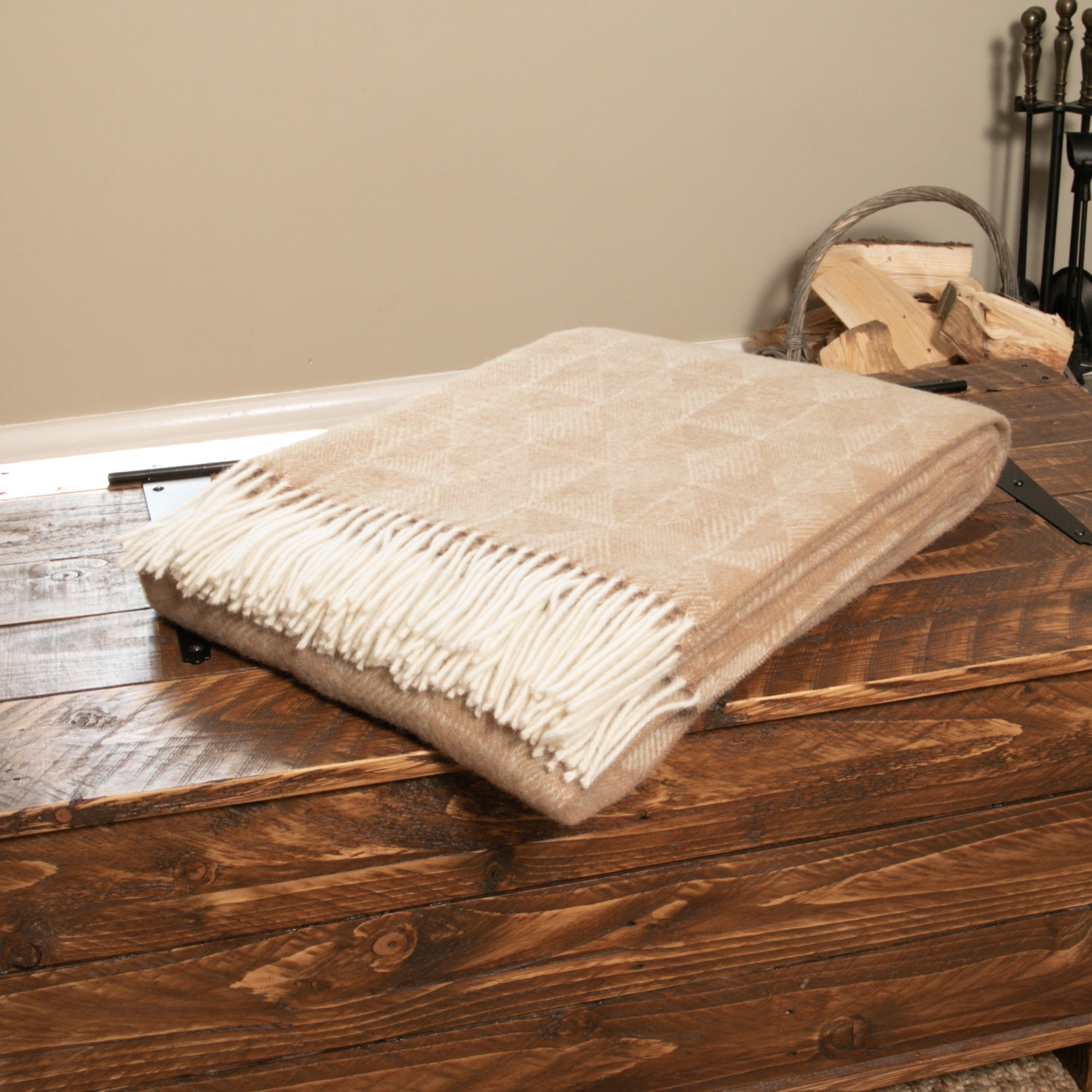 Diamond Pattern Beige Wool Blanket