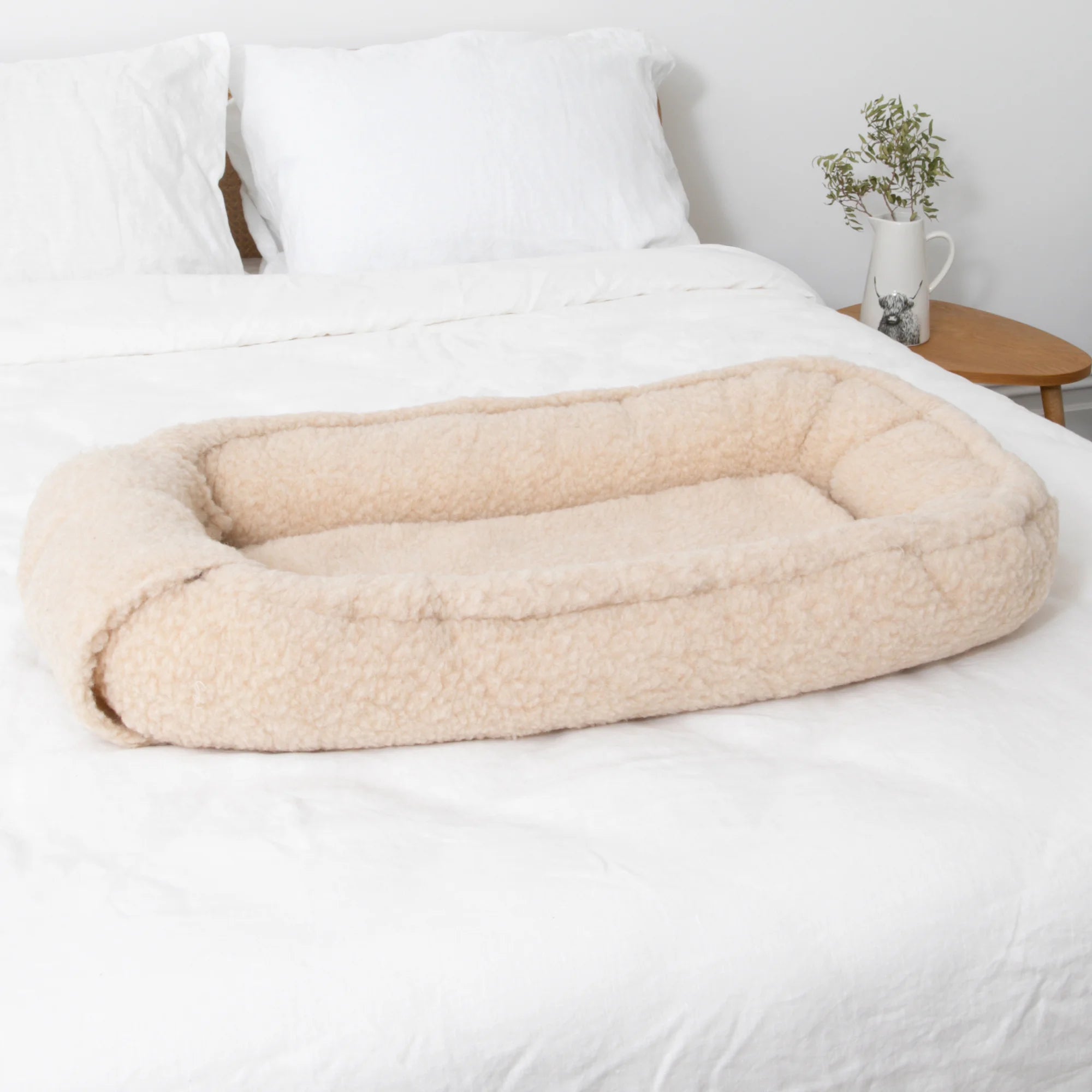 Beige Merino Wool Baby Nest Pod