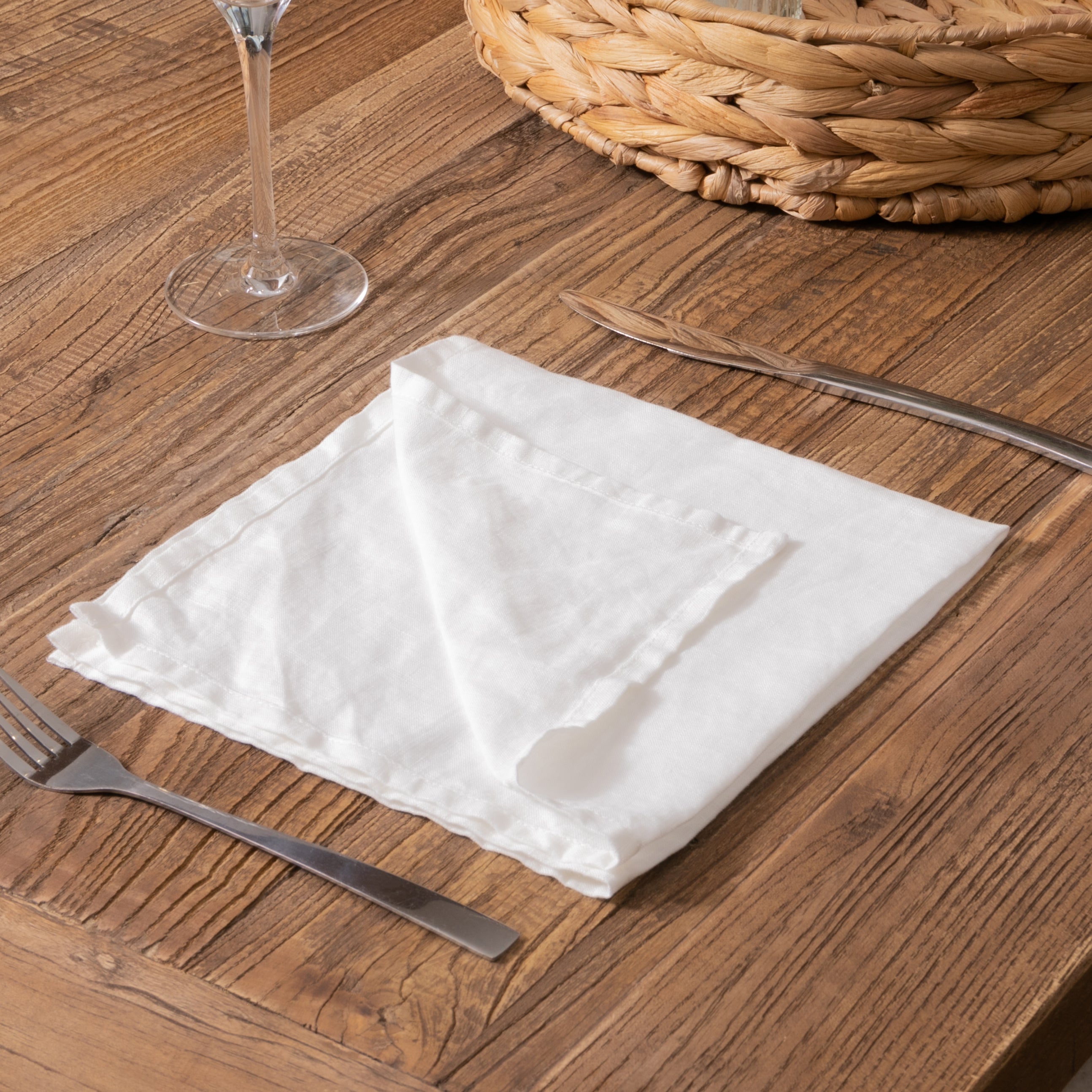 White Set of 4 100% Linen Napkins