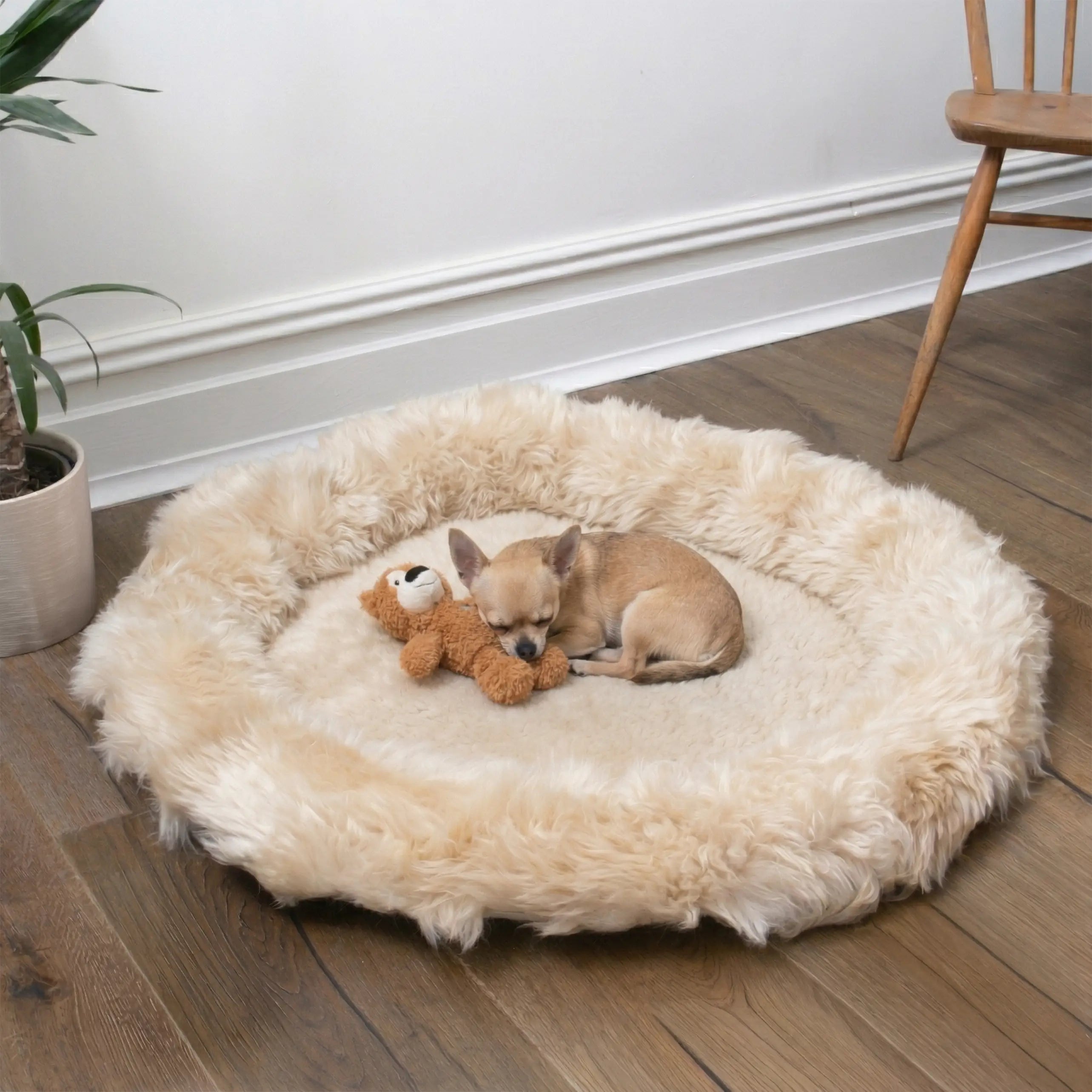 Large Sheepskin Pet Bed - 90cm