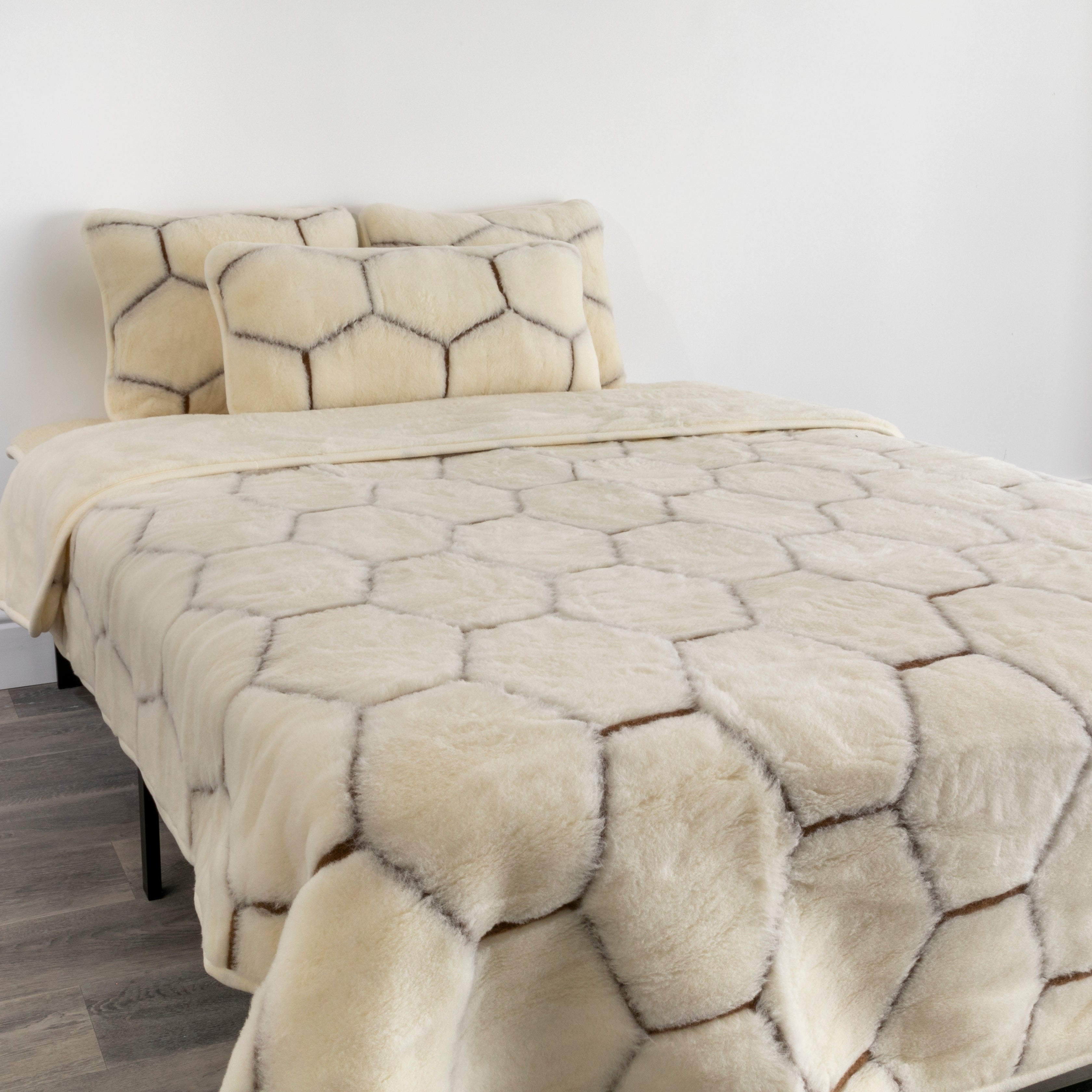 Cashmere Wool Quilt - Natural Hex