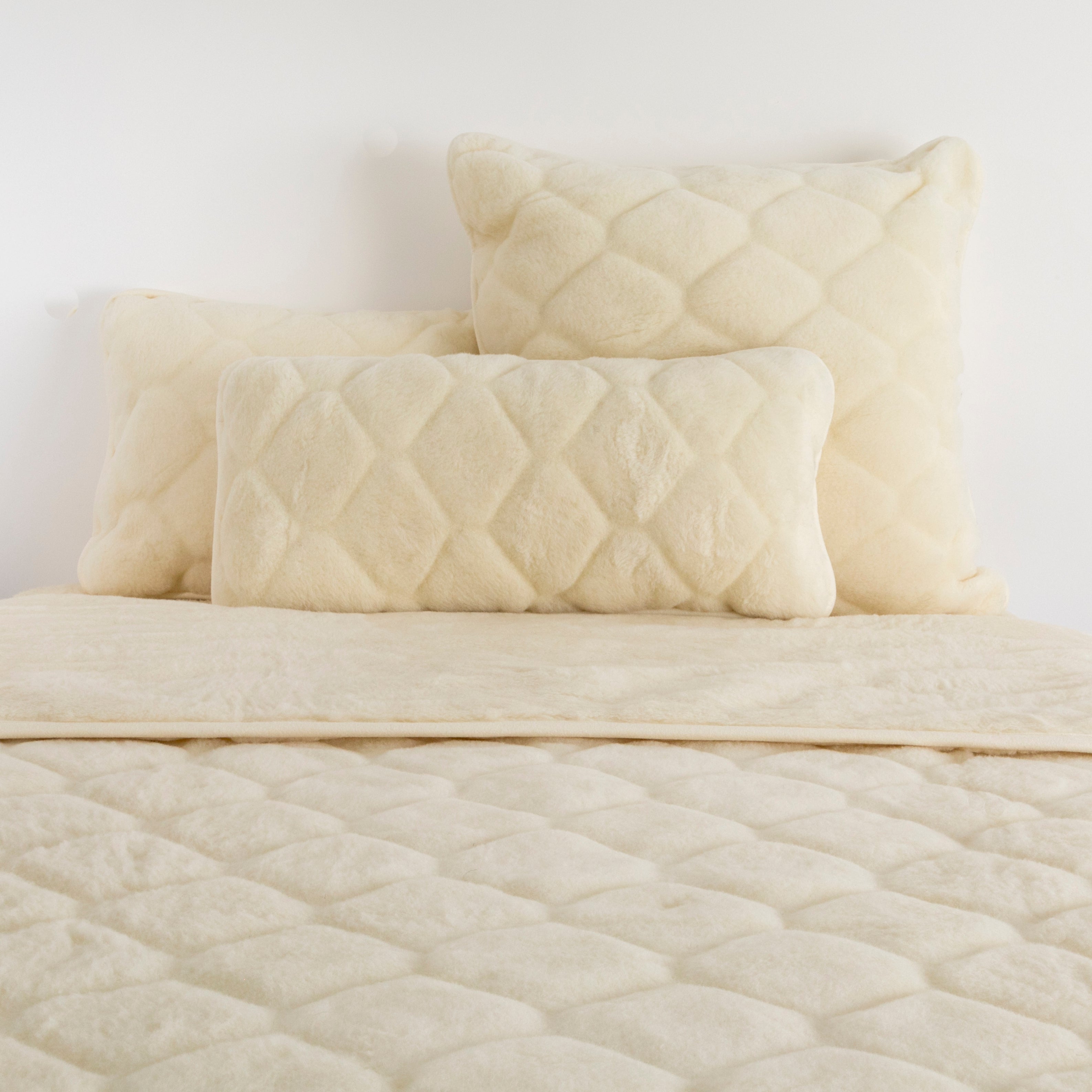 Cashmere Wool Quilt - Natural Shapes