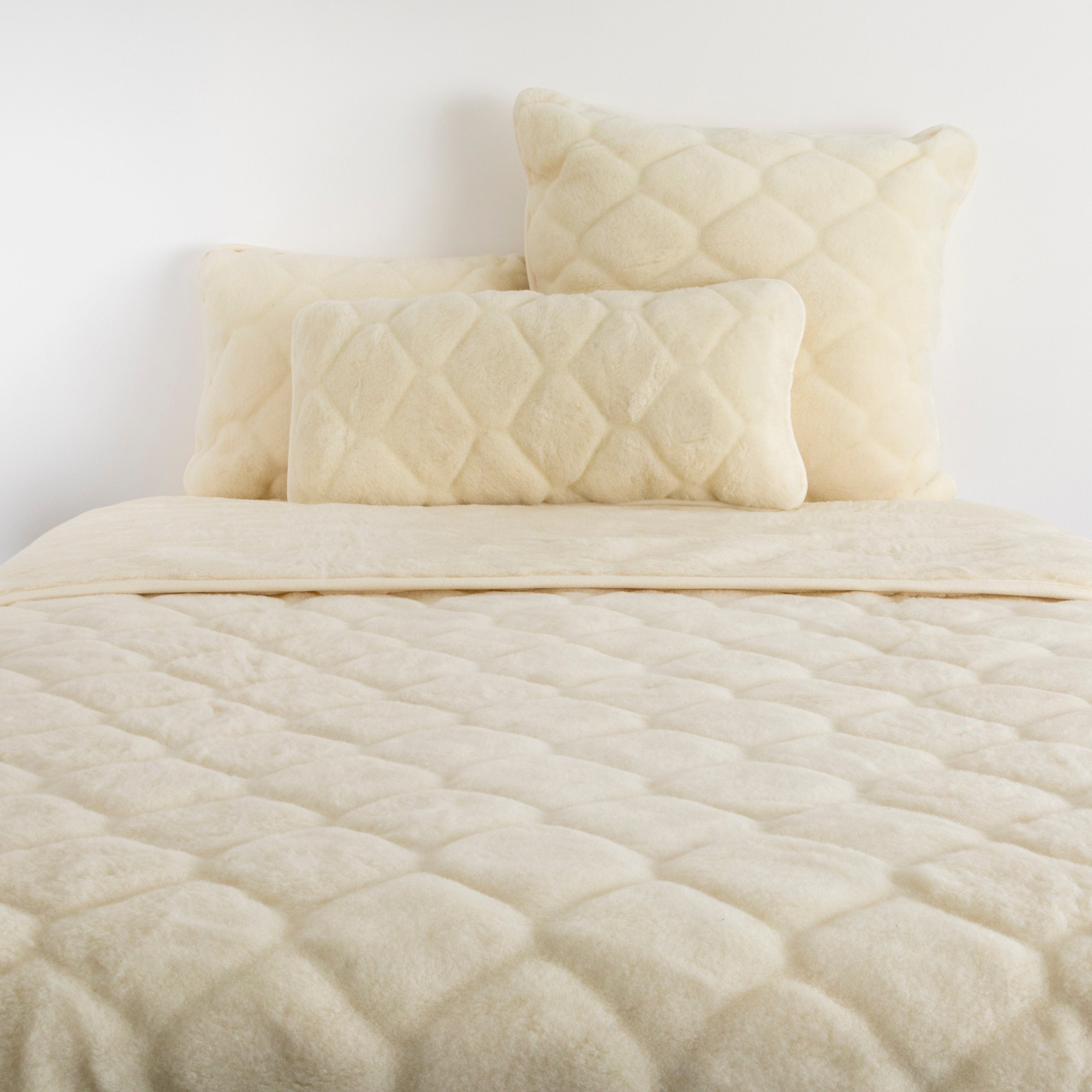 Cashmere Wool Quilt - Natural Shapes
