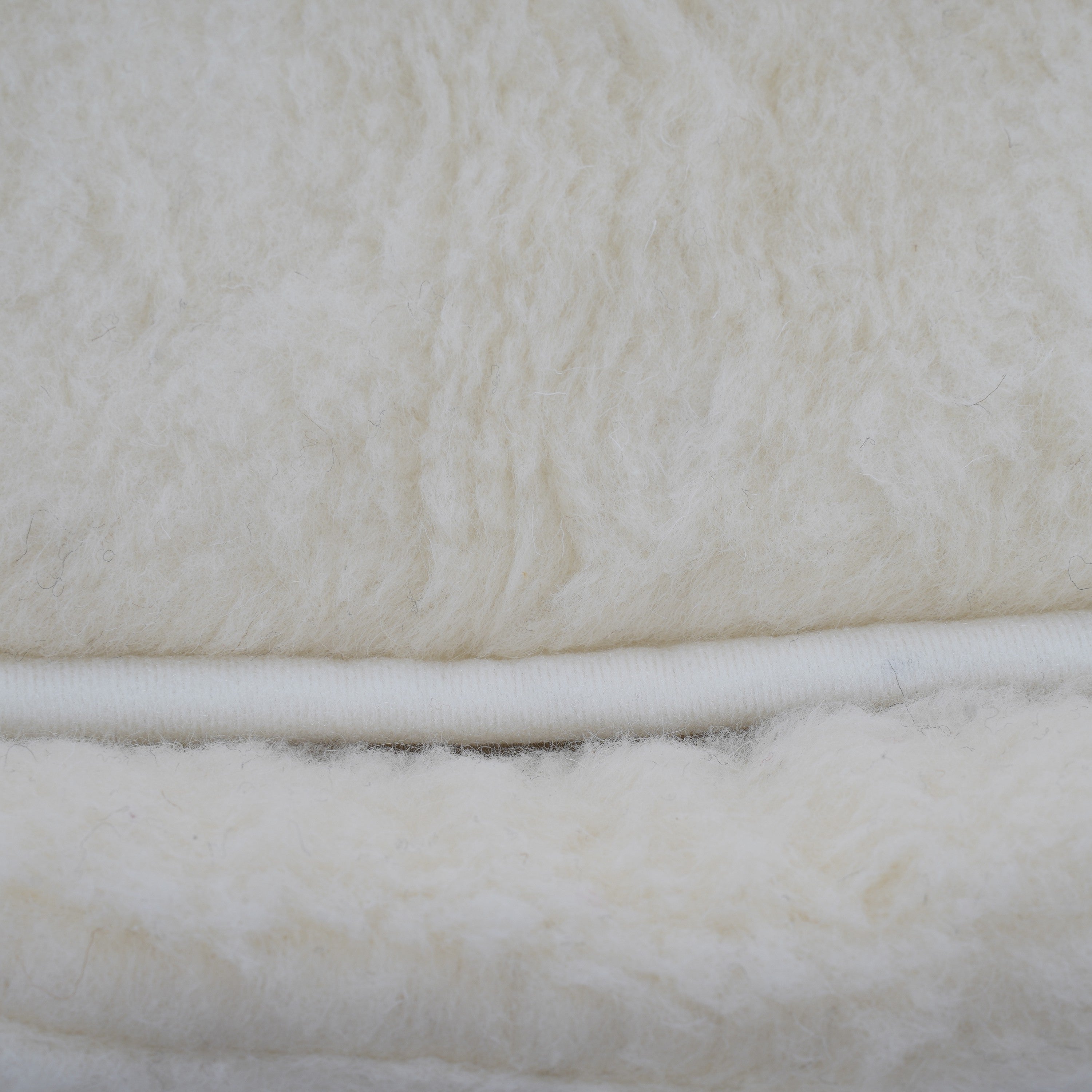 Merino Wool Pet Bed - Natural/White (M/L)