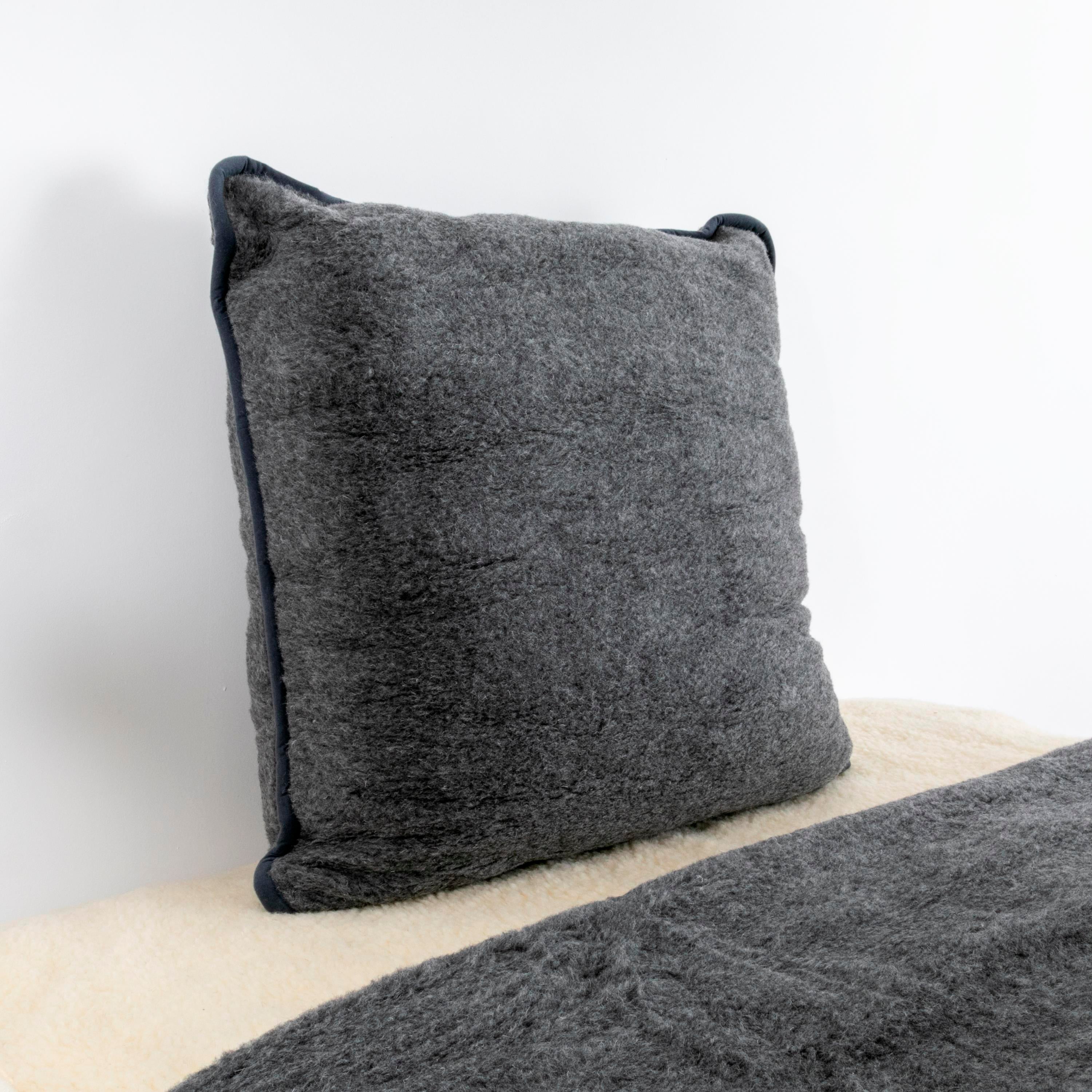 Merino Wool Pillow - Grey