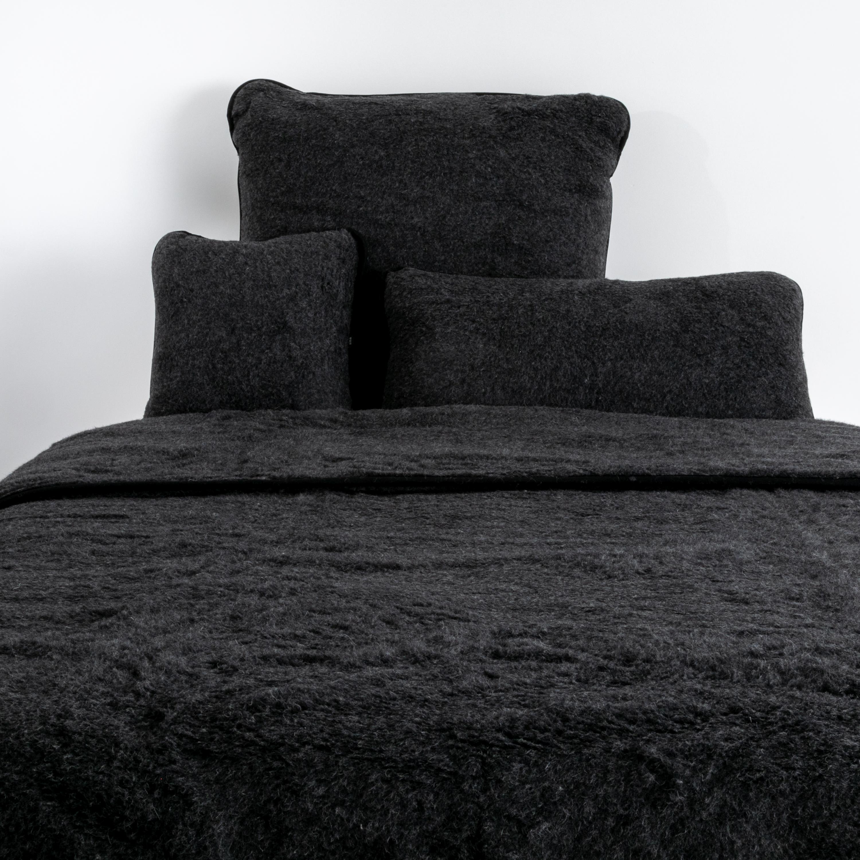 Merino Wool Quilt - Black